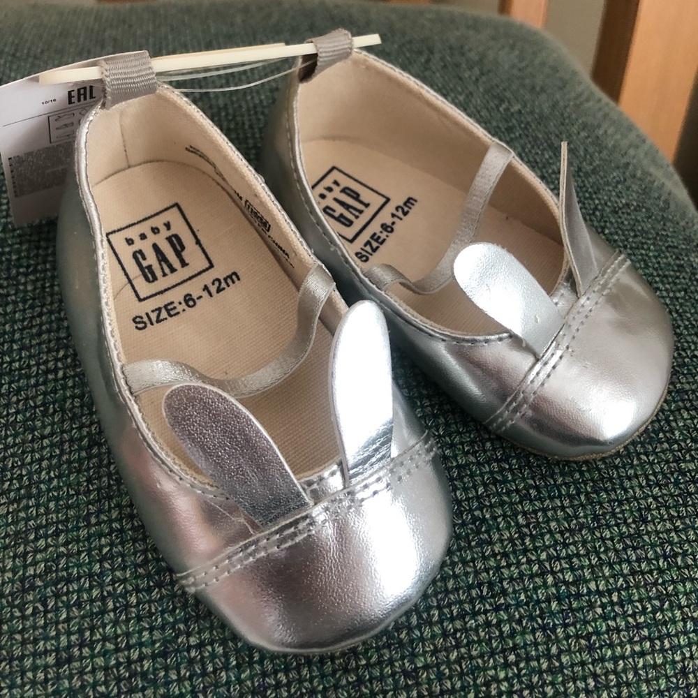 Gap baby girl shoes